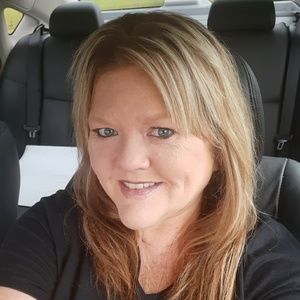 Meet your Posher, Danette